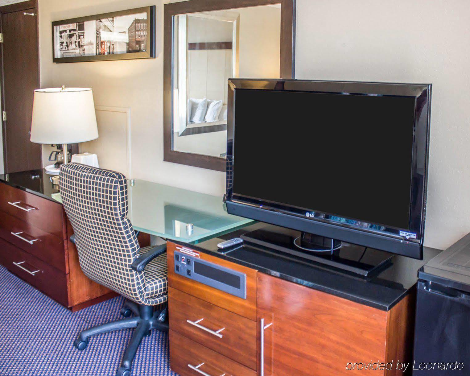 Days Inn Clearfield Bagian luar foto