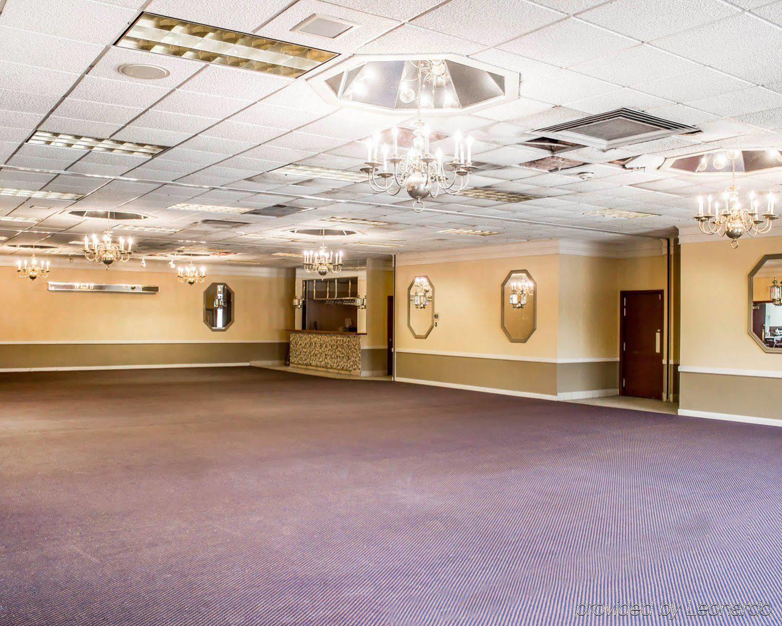 Days Inn Clearfield Bagian luar foto
